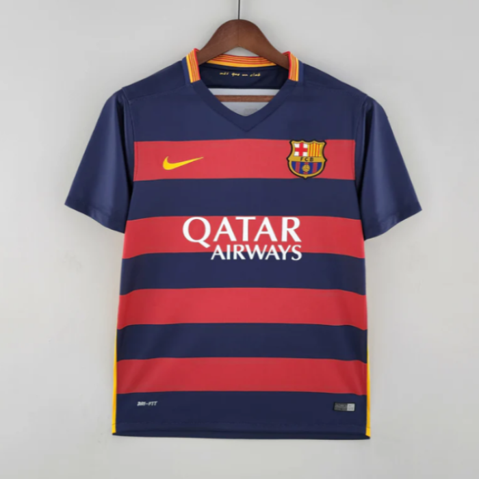 ברצלונה בית 15/16