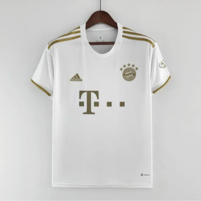 באיירן מינכן חוץ 22/23