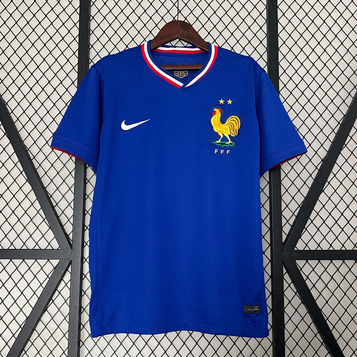 צרפת בית 2024