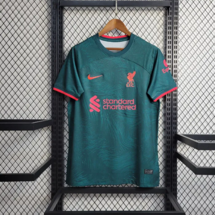 ליברפול שלישית 22/23