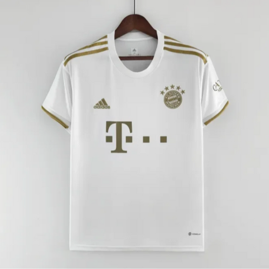 באיירן מינכן חוץ 22/23