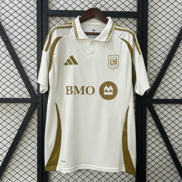 לוס אנג'לס חוץ 25/26