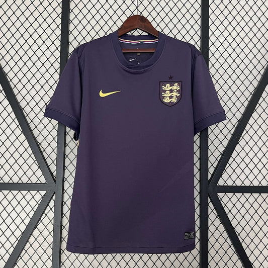 אנגליה חוץ 2024